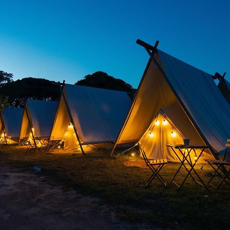Kampaoh Trafalgar Лос-Каньос-де-Мека Экстерьер фото